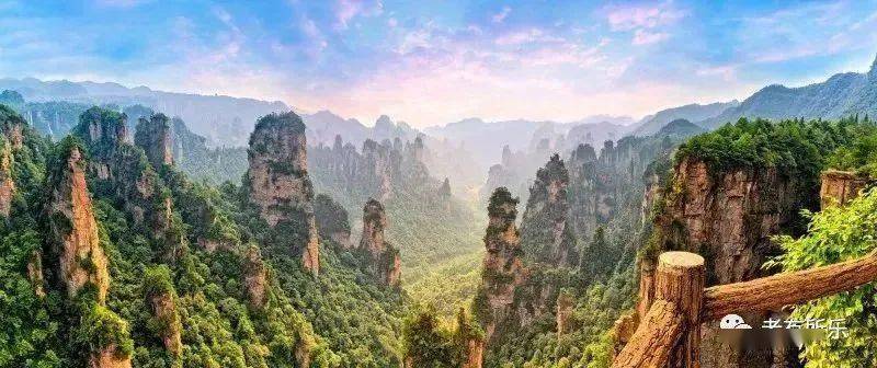 汪东城最新发型，自然美景与心灵之旅的交融风采